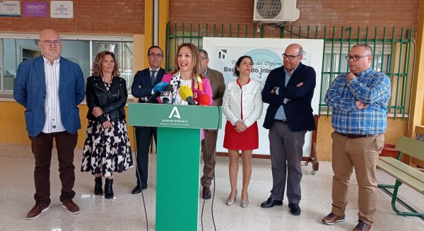 La Junta comprueba “los buenos resultados” del Bachillerato Internacional en el María Zambrano de Torre del Mar