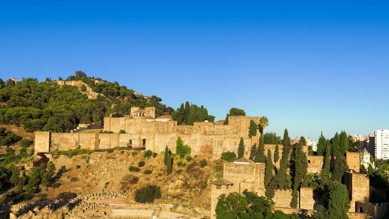 El Ayuntamiento licita la primera fase de las actuaciones de conservación de la Alcazaba y Gibralfaro