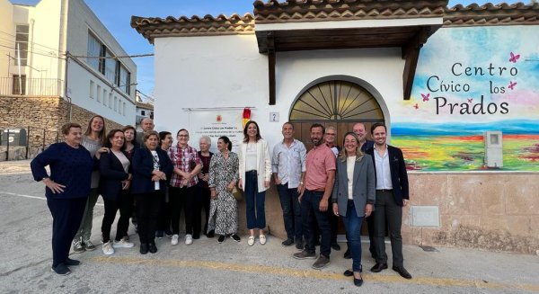 El Ayuntamiento habilita dos nuevos espacios de uso ciudadano y social en Los Prados