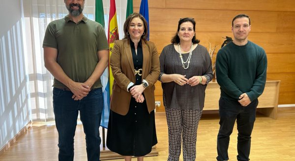 El Ayuntamiento de Torremolinos oferta doce plazas de policía local y tres plazas de bombero