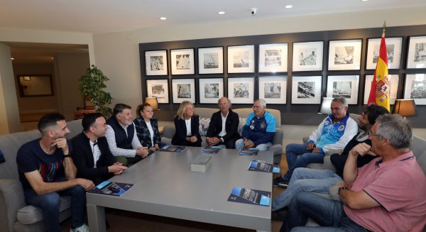 El Ayuntamiento mantiene un encuentro con las entidades que operan en el Puerto Deportivo de Marbella 