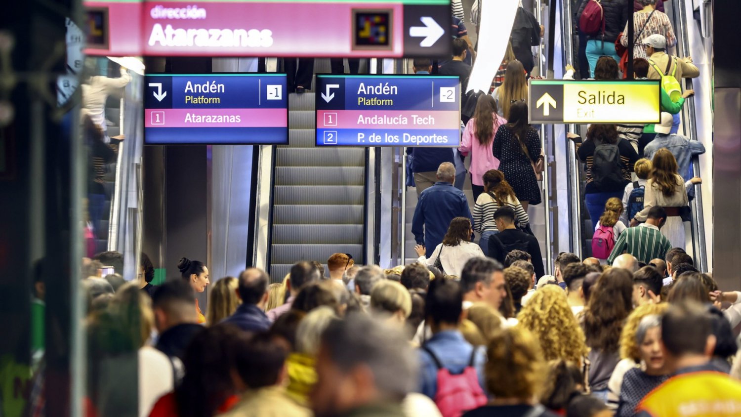 Metro de Málaga rebasa con su llegada al centro el medio millón de viajeros en Semana Santa 