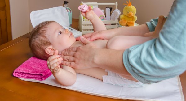 Hasta el 40% de los bebés menores de seis meses sufren el cólico del lactante
