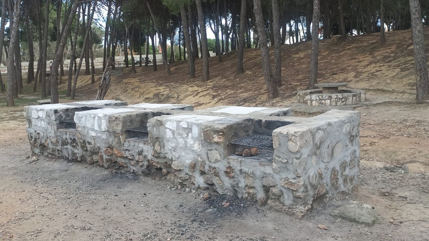 El Ayuntamiento de Torremolinos informa de la prohibición del uso de barbacoas en zonas recreativas 