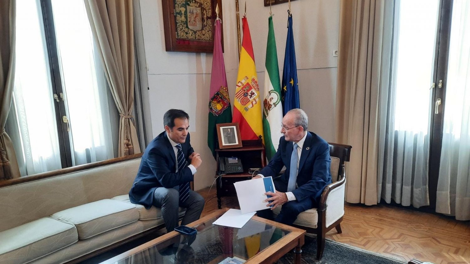 Junta y Ayuntamiento de Málaga colaborarán para mejorar los equipamientos judiciales y reducir la burocracia a la administración local