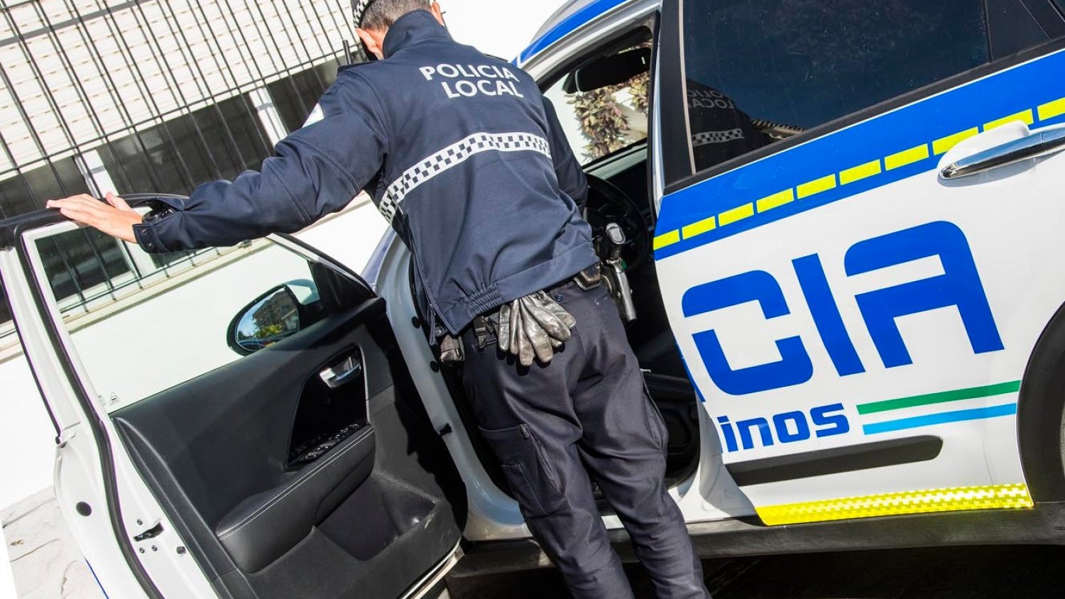 Detenidos dos hombres tras allanar una vivienda en Torremolinos