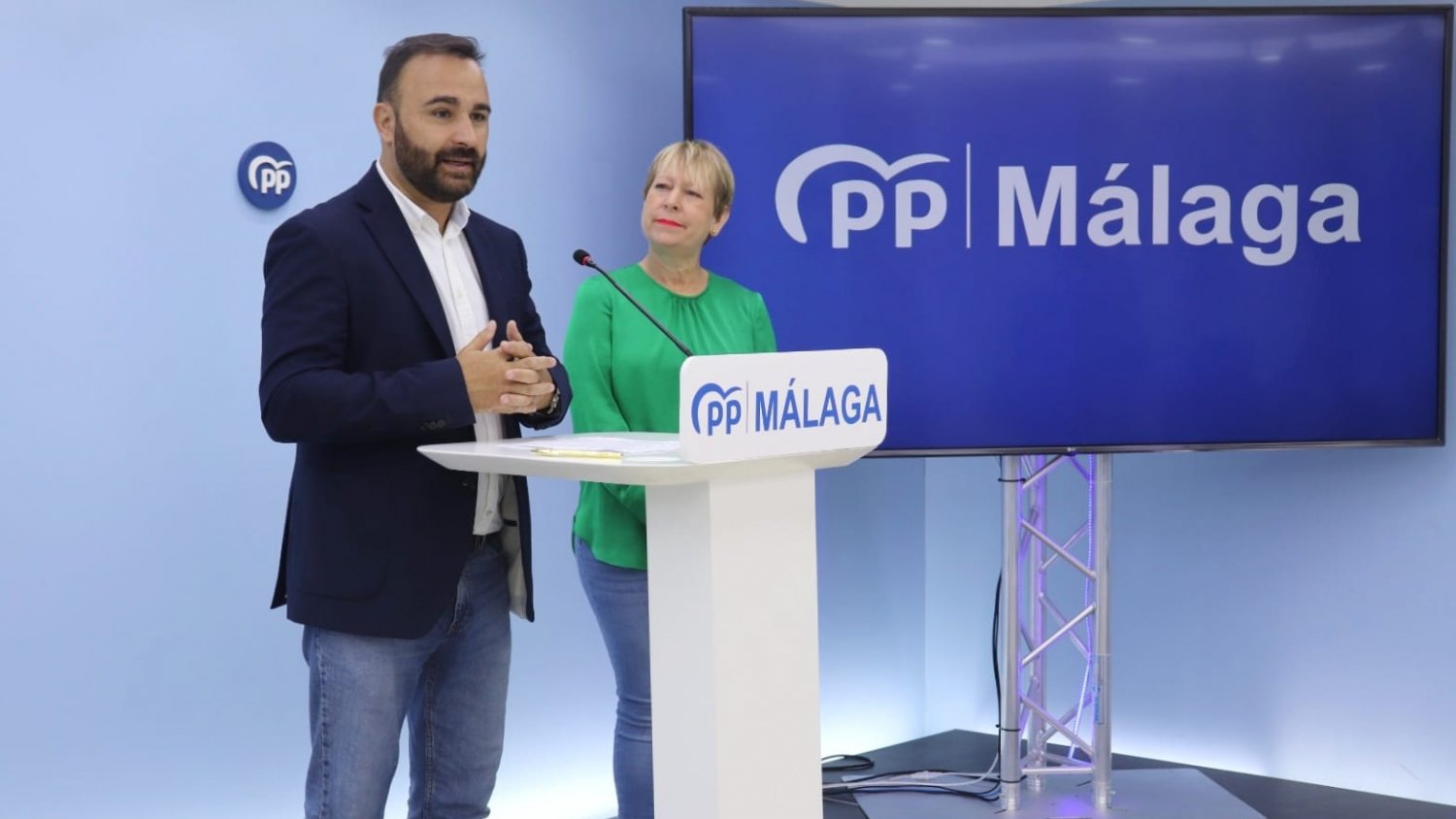 PP: “El PSOE pisa la bandera del feminismo, empobrece a las familias y ahora ataca al bienestar animal”