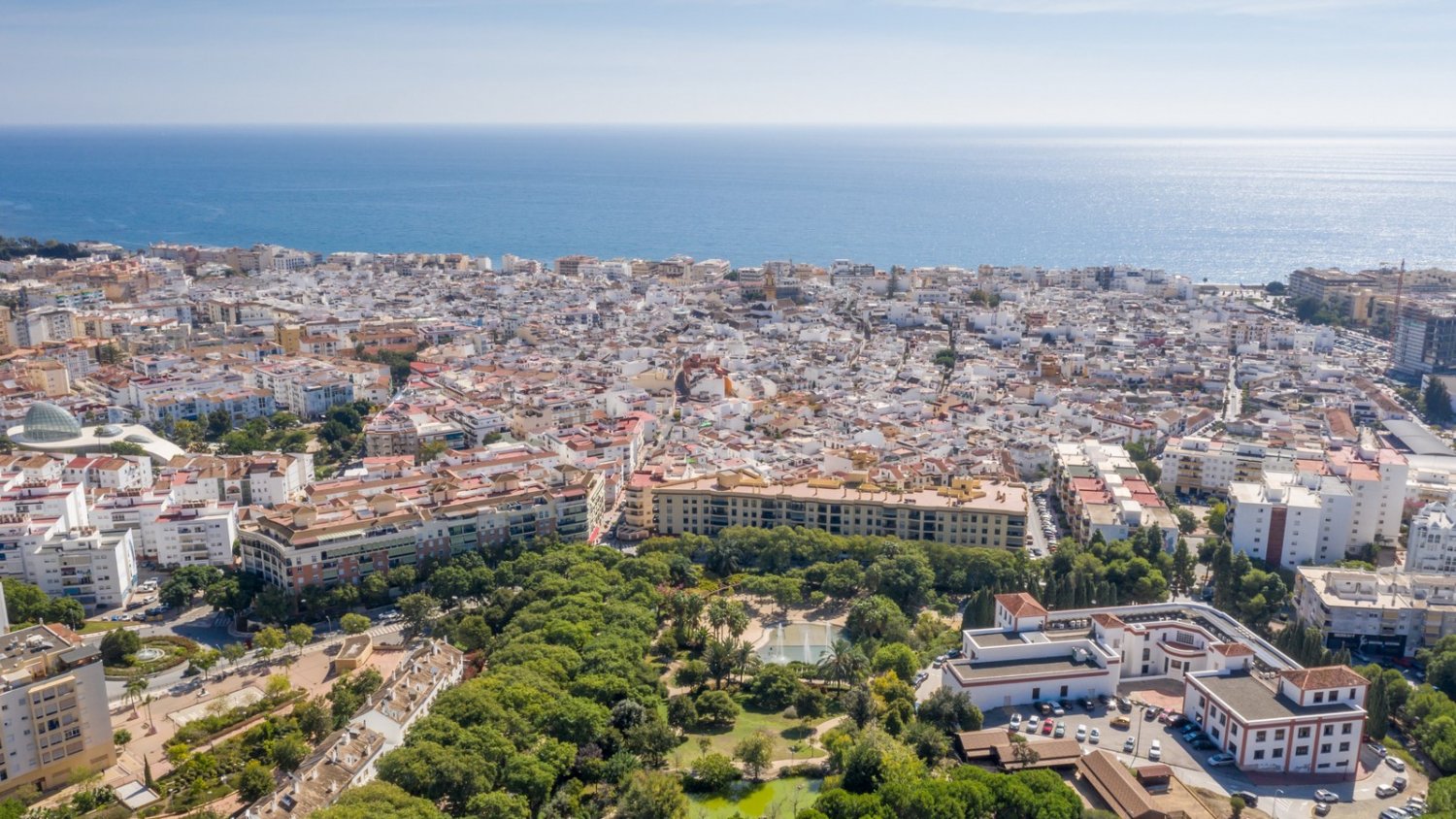 El Ayuntamiento de Estepona adjudica los trabajos del V Plan de Asfaltado
