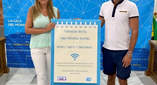Rincón de la Victoria inicia un nuevo curso del proyecto de alfabetización digital para mayores