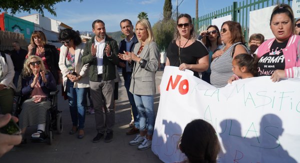 Pérez critica la 'indolencia de Paco de la Torre' ante 'la falta de escucha' a los niños del CEIP Cayetano Bolívar
