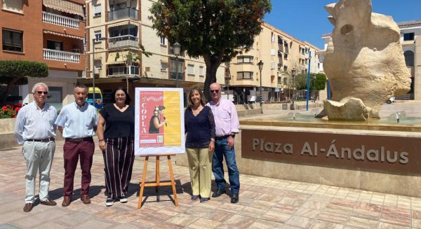Rincón de la Victoria celebra el IX Certamen de Copla con una veintena de participantes 