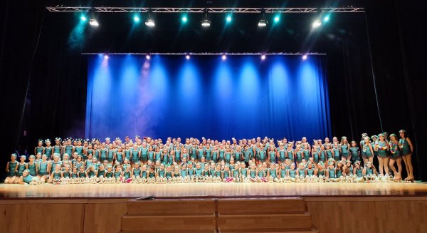 Un total de 300 deportistas participan en la jornada de patinaje de los Juegos Deportivos Municipales