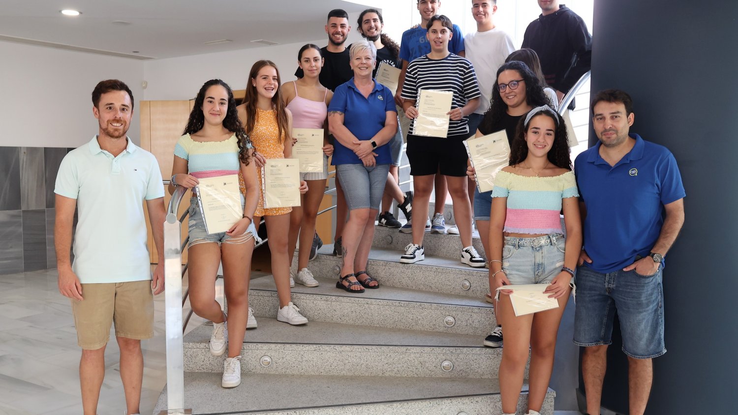 Un total de 20 alumnos finalizan los cursos intensivos en A2 y B1 de inglés organizados por el Ayuntamiento de Torrox