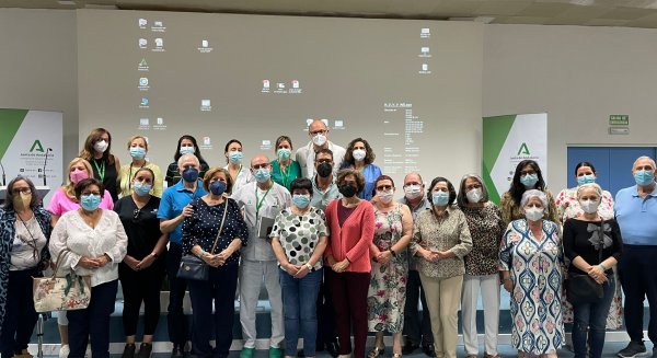 Pacientes con ASMA participan en el Clínico en una jornada para conocer mejor su enfermedad
