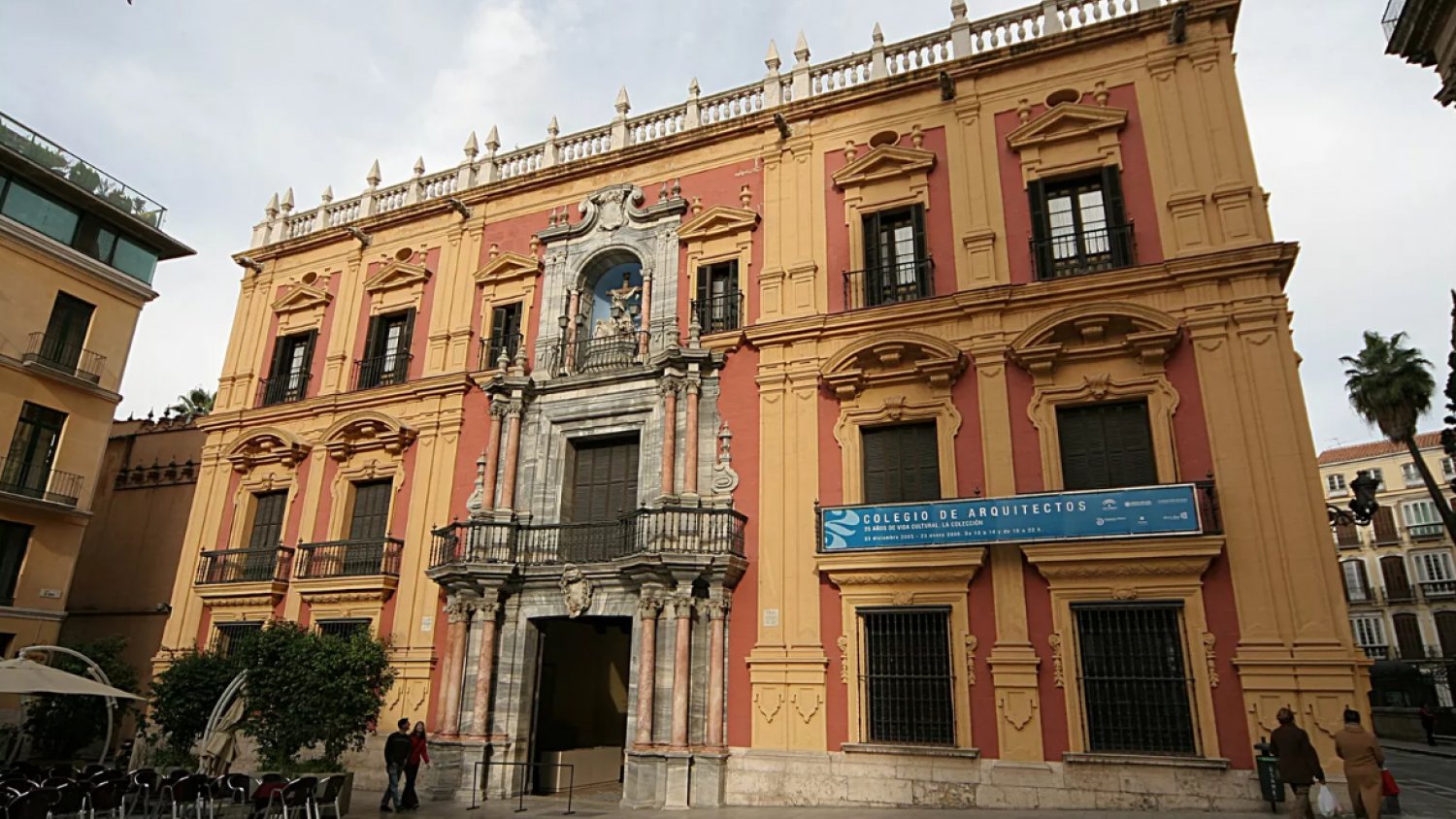 Más de 600 niños y mayores se beneficiarán de los talleres de arteterapia de la Fundación Unicaja