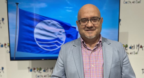 Vélez-Málaga renueva la Bandera Azul en las playas de Torre del Mar, La Caleta de Vélez y Benajarafe