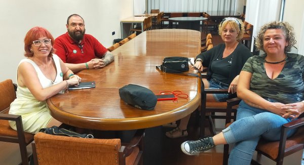 Adelante Andalucía apoya a las limpiadoras de la UMA en su exigencia de cumplimiento de los contratos públicos 
