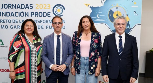 Loles López defiende la innovación social como herramienta para “prestar un mejor servicio”