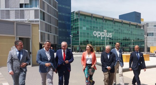 Carolina España: “Estamos transformando Andalucía de la mano de las empresas”