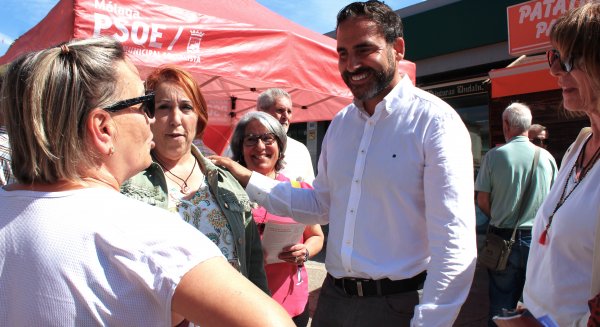 Dani Pérez se compromete a actualizar los planes de movilidad en todos los distritos para acabar con la siniestralidad vial