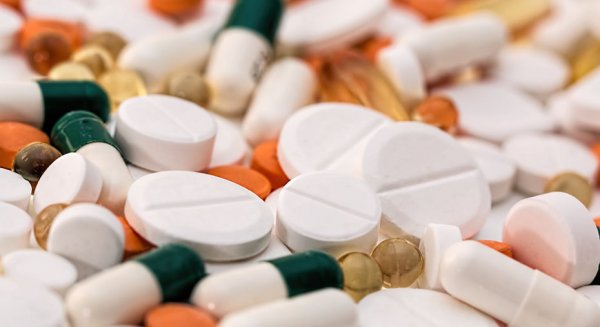 Los andaluces podrán retirar medicación prescrita por el SAS en las farmacias europeas