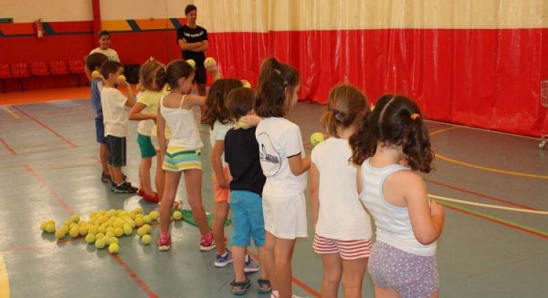 Abiertas las inscripciones de las colonias deportivas para la temporada estival en Ronda