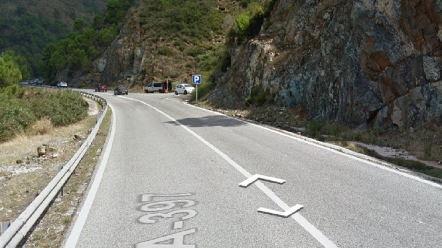 Cuatro heridos en un accidente de tráfico entre dos turismos en Benahavís