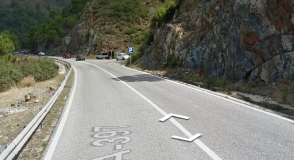 Cuatro heridos en un accidente de tráfico entre dos turismos en Benahavís