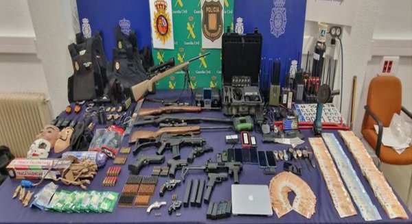 Desarticulados dos grupos criminales especializados en robos con fuerza en cajeros automáticos con explosivos