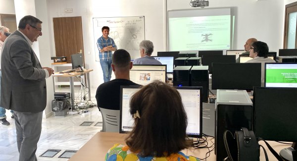 Comienzan en Vélez-Málaga varios cursos gratuitos para fomentar la inserción laboral