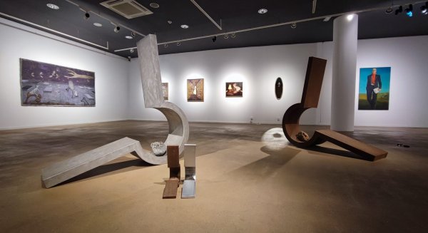 Diletantes en lo Axarco: nueva exposición temporal en el Museo de Nerja, un homenaje a la Axarquía y a la pasión por crear