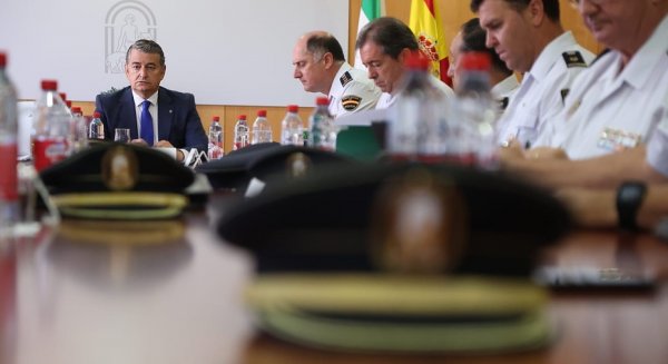 El Gobierno andaluz insta al Ministerio del Interior a firmar “de forma inminente” el nuevo convenio para la Unidad de Policía Adscrita