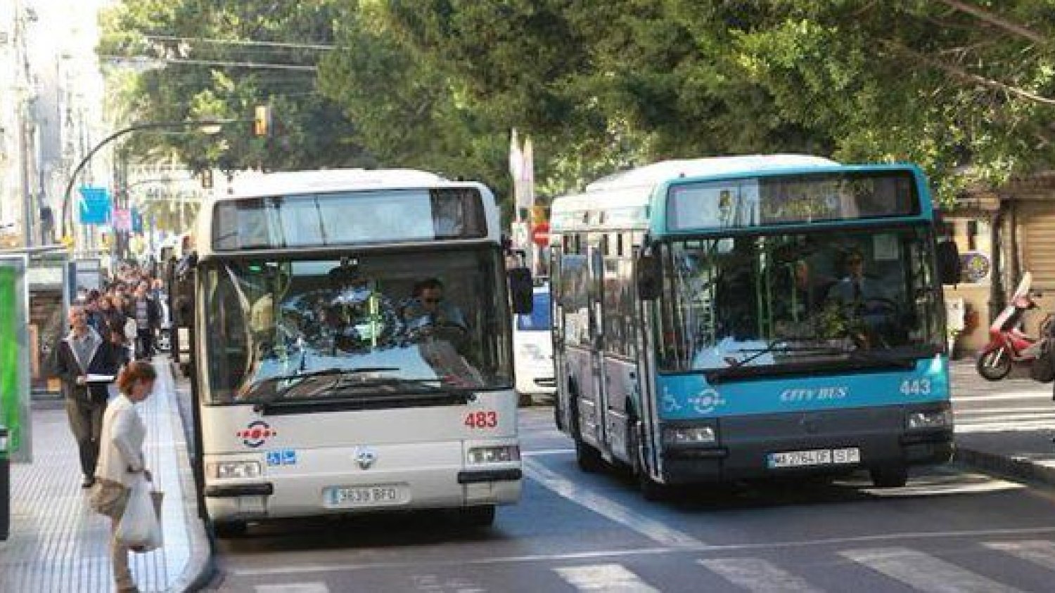 Se refuerzan los servicios de transporte público y seguridad con motivo de 'La Noche en Blanco' 