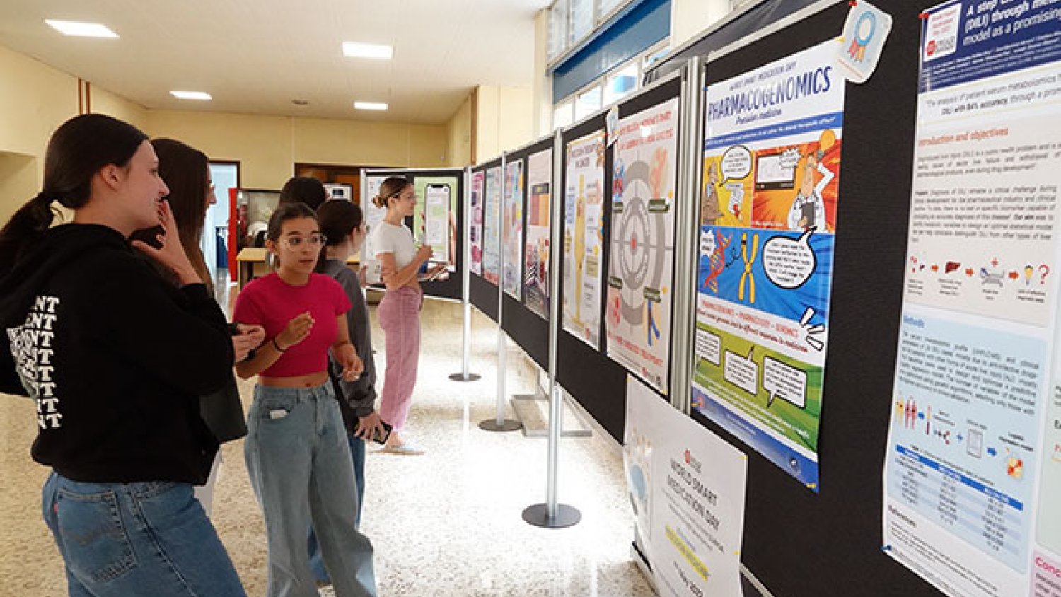 UMA.- Estudiantes de la Universidad ganan por tercer año consecutivo un concurso internacional de pósteres de Medicina