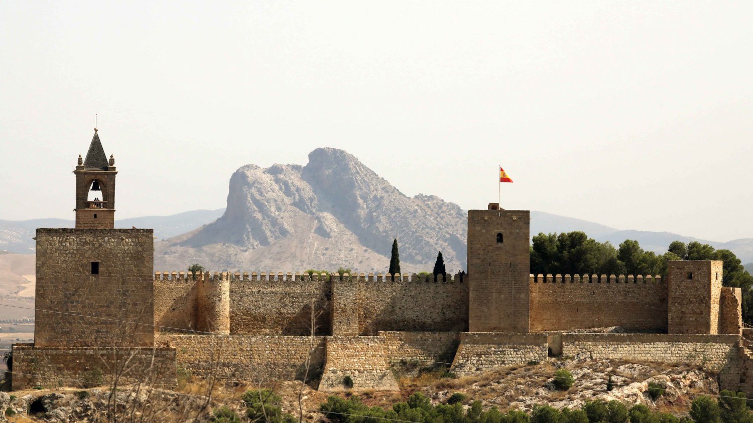 La Diputación licita por 227.000 euros la mejora de la accesibilidad de la Alcazaba de Antequera