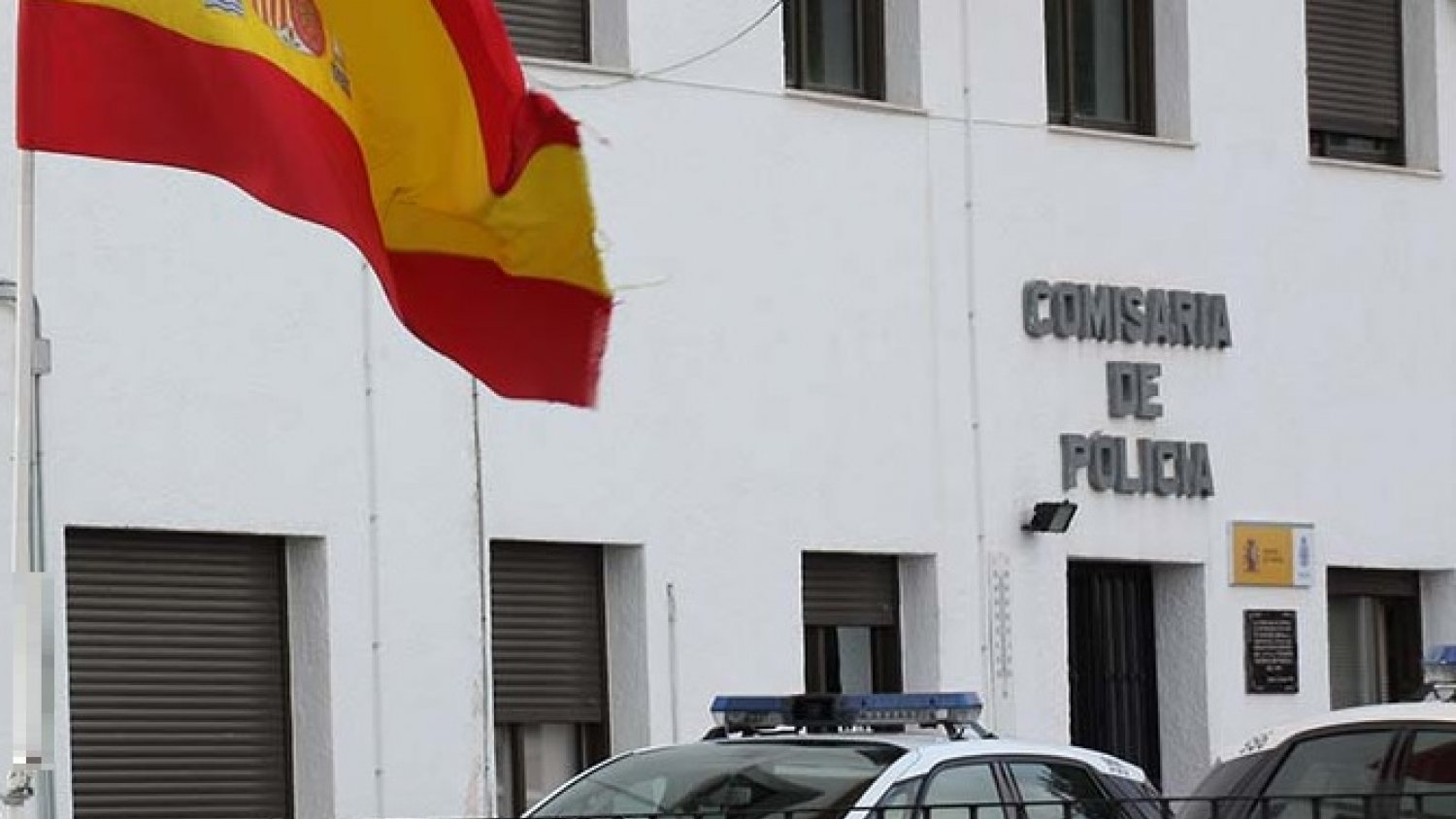 La Policía Nacional investiga a una mujer que desde 2018 habría obtenido hasta cuatro contratos de trabajo con una tarjeta de residencia falsa
