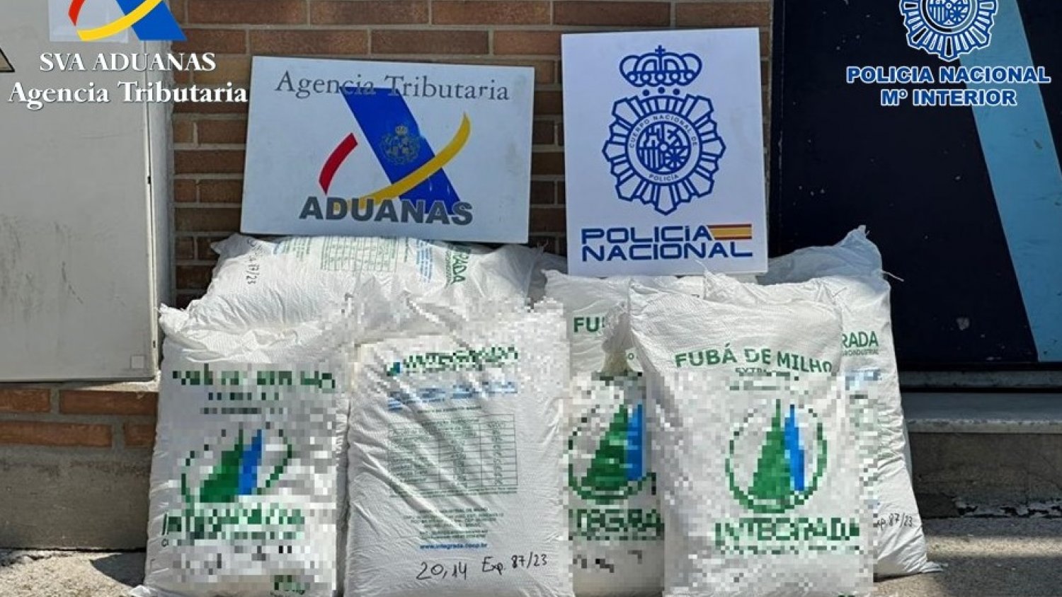 Incautados 322 kilogramos de cocaína ocultos entre sacos de palomitas de maíz en un contenedor del puerto de Algeciras