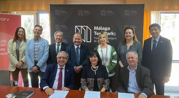 UMA.- Una delegación de la Universidad de Filipinas fortalece vínculos con la Universidad