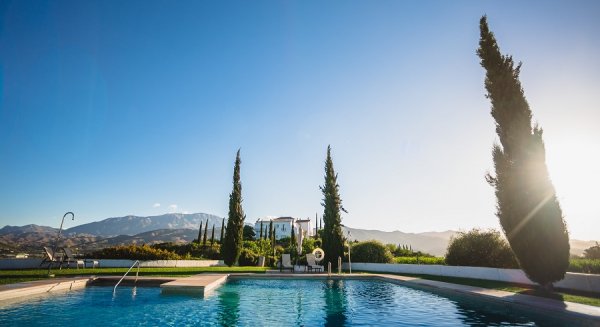 Costa del Sol supera en abril el número de viajeros hoteleros de mercados prioritarios, como Reino Unido, Francia y Alemania, respecto al mismo mes de 2019