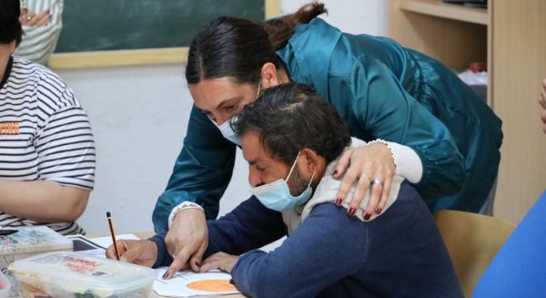 Loles López destaca la labor de Asidem para avanzar en la autonomía de las personas con discapacidad