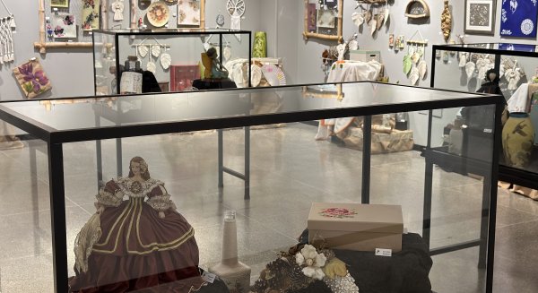Continúa abierta en el Museo de la Ciudad la exposición colectiva ‘Arts’ de los talleres municipales de artes plásticas