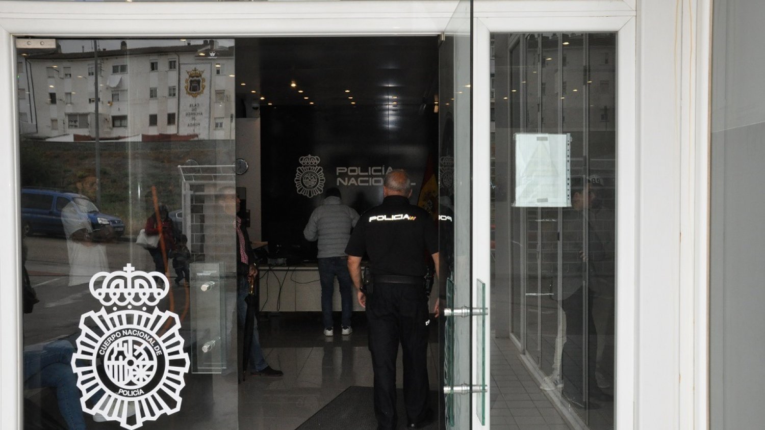 Detenidas dos personas por un hurto de alhajas por valor de 12.000 euros en una joyería en Ronda