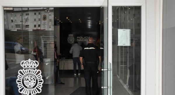 Detenidas dos personas por un hurto de alhajas por valor de 12.000 euros en una joyería en Ronda