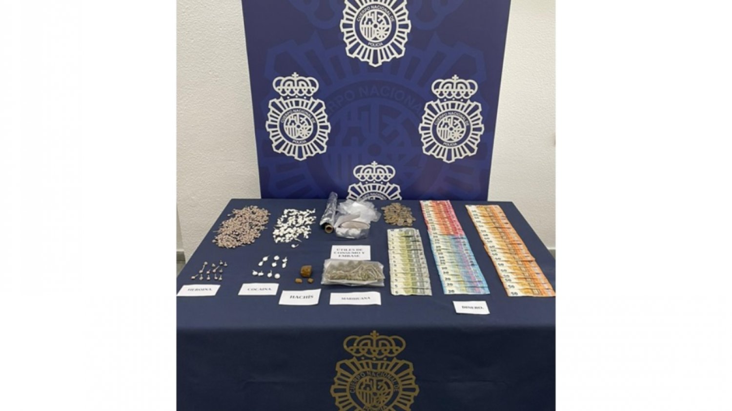 Detenido un joven al frente de un narcopiso en Marbella después de robar 5.000 euros a uno de los clientes