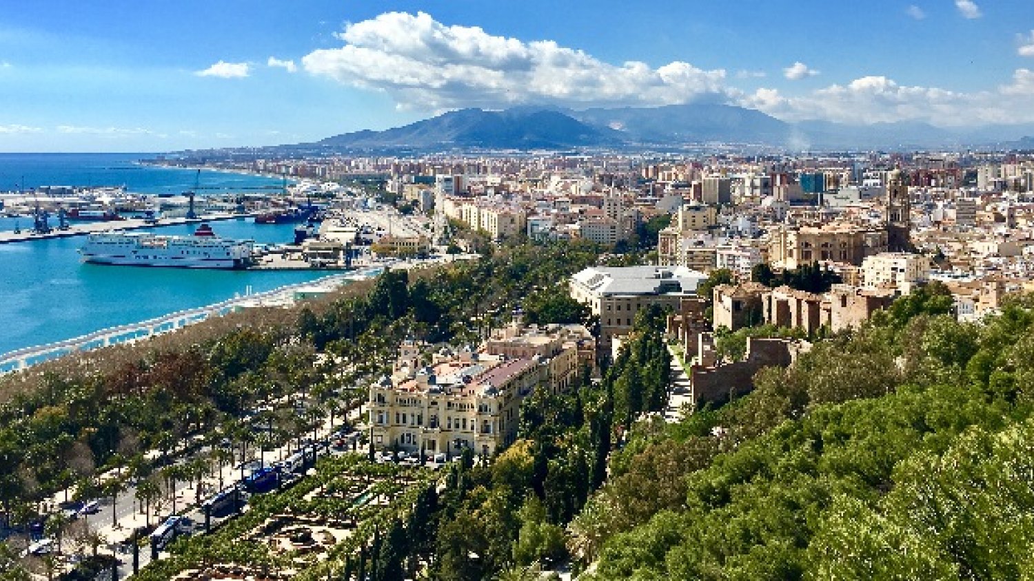  Málaga registra en abril un 86,27% de grado de ocupación hotelera, el más alto de las grandes ciudades