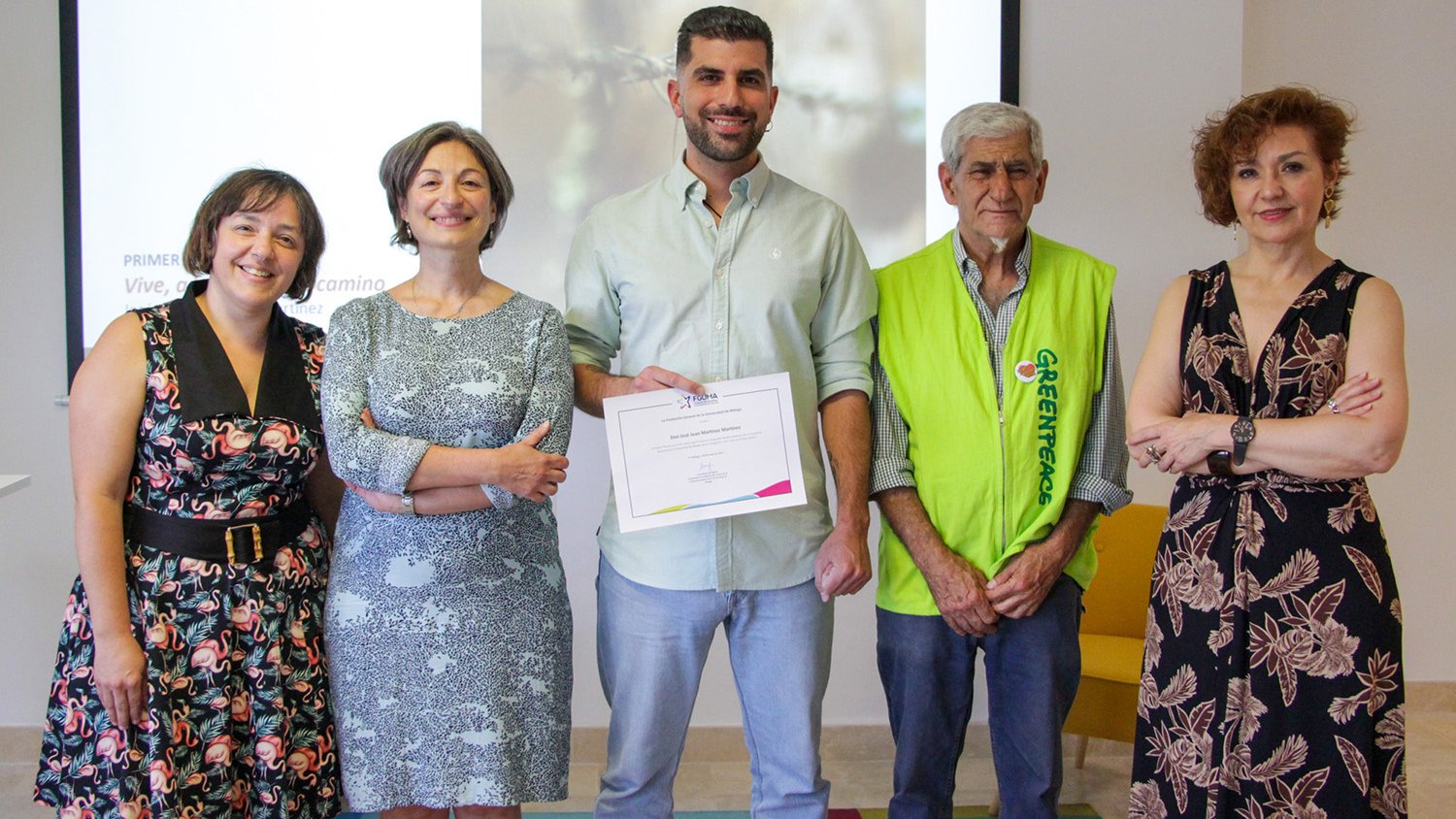 UMA.- ‘Vive, aun en un mal camino’, obra ganadora del XII concurso de fotografía medioambiental de la FGUMA