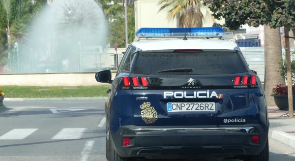Detenida una mujer con varias reclamaciones judiciales por hurtos “amorosos” en un área de servicios de Benalmádena