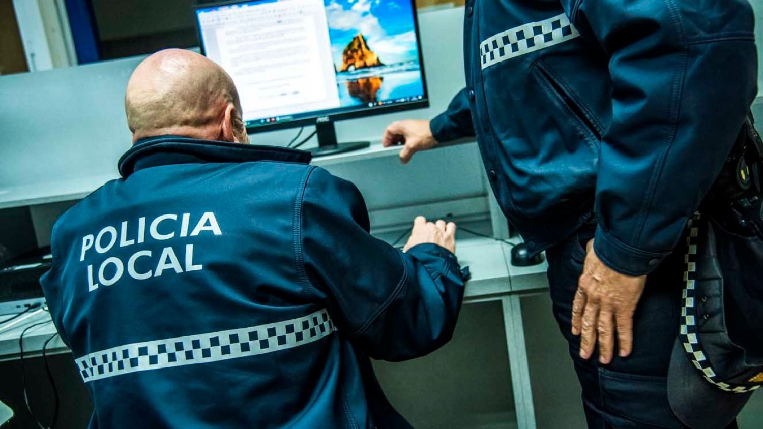 Detenido un hombre por sustraer tabaco de forma reiterada en un estanco por valor de 3.000 euros