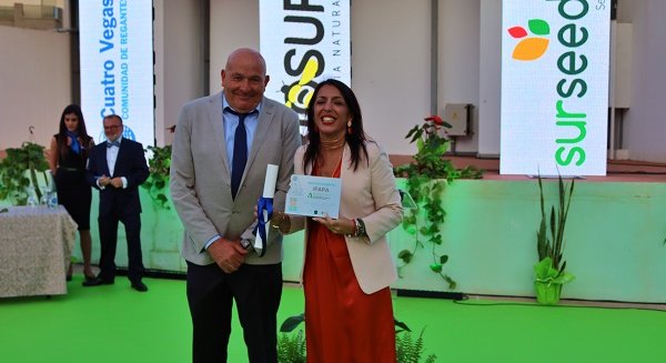 El IFAPA reconocido por su trayectoria en la investigación y formación de agricultores