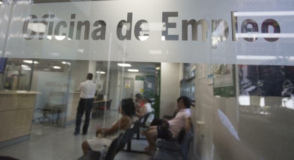 Málaga registra en mayo un descenso de 3.322 desempleados, el  mejor dato desde 2008